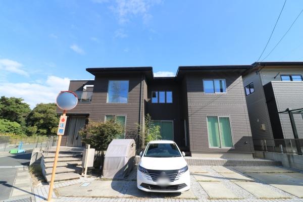 南向き角地　大手ハウスメーカー施工　築浅住宅