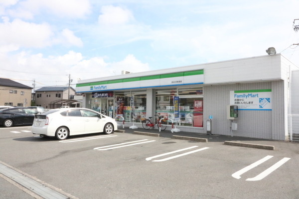 浜松市中央区中島４丁目の土地(ファミリーマート浜松大浜街道店)