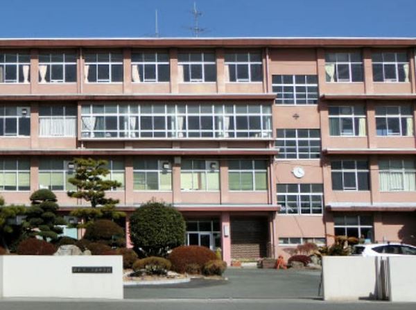 浜松市浜名区中条の中古一戸建て(浜松市立笠井中学校)