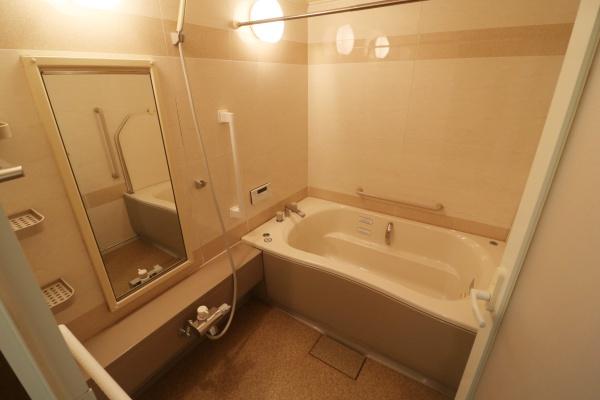 落ち着いた住環境　暮らしやすさを追求したアートフォルム山手