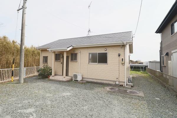敷地100坪超の平家暮らしが直ぐここに