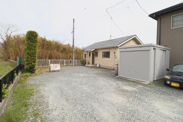 敷地100坪超の平家暮らしが直ぐここに