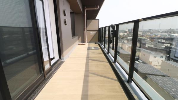 上層階　専用駐車場条件そろったプレミア物件