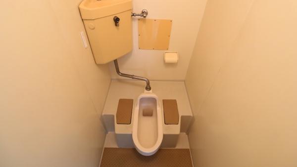 事務も　作業も　保管も　すべてが一棟に