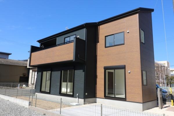 毎日が明るい全居室南向き子育て応援住宅