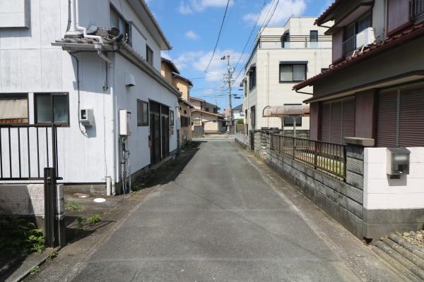 ＼ご家族それぞれの「個室」が叶う／　中央区篠ケ瀬町　新築住宅