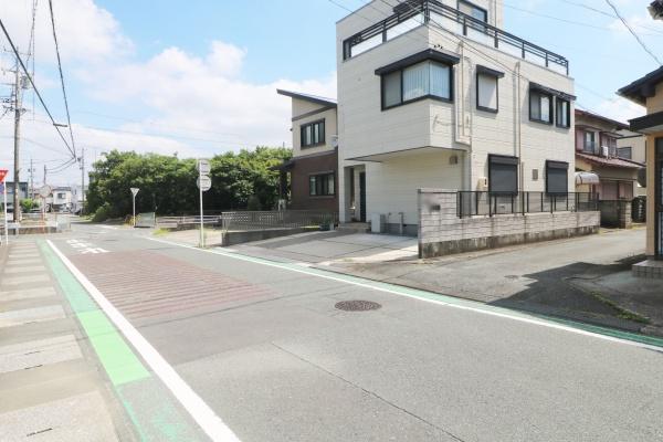 ＼ご家族それぞれの「個室」が叶う／　中央区篠ケ瀬町　新築住宅