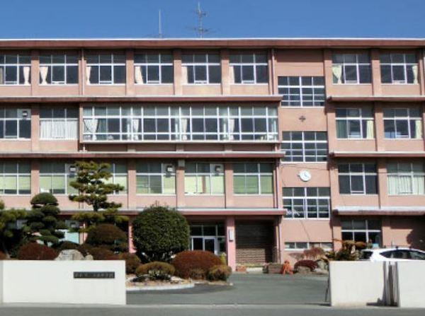 浜松市中央区貴平町の中古一戸建て(浜松市立笠井中学校)