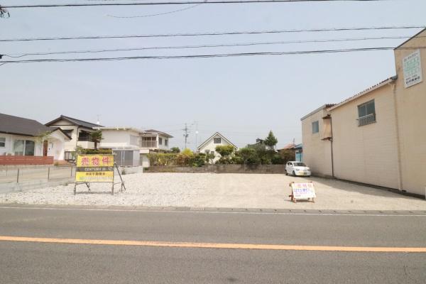 菊川市下平川　生活利便性の高いエリアの約109坪住宅用地