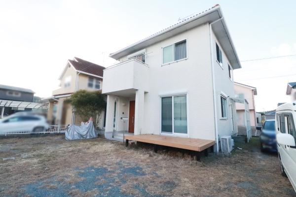 並列4台駐車可能　レオハウス施工の美邸　掛川市上内田