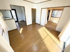 菊川市三沢　中古住宅