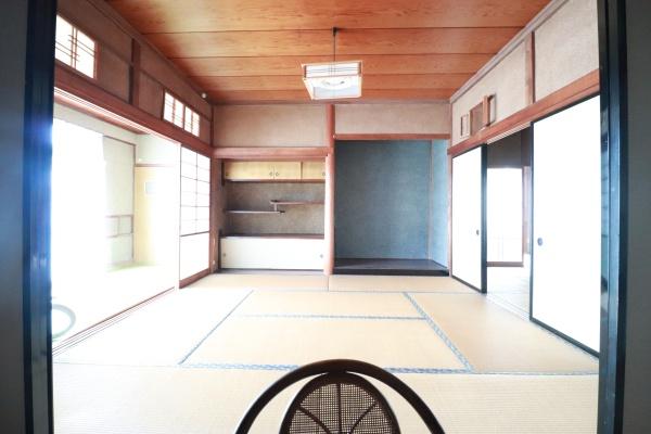 敷地面積180坪超　　磐田市新島　中古戸建