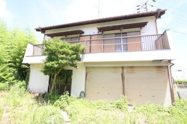 広大な庭があります　袋井市岡崎　中古住宅