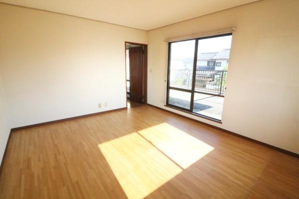 袋井市新屋4丁目の中古一戸建て(洋室)