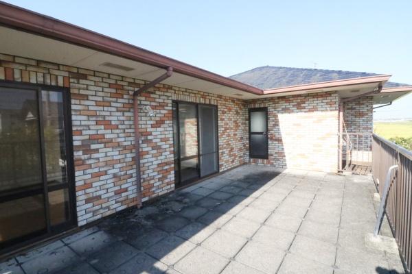 袋井市新屋4丁目の中古一戸建て(バルコニー)