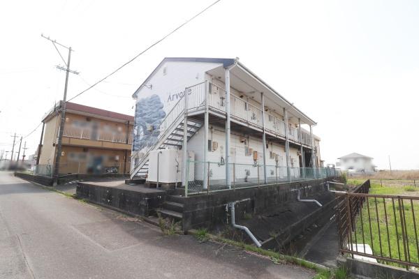 袋井市湊　全8室の１棟売アパート