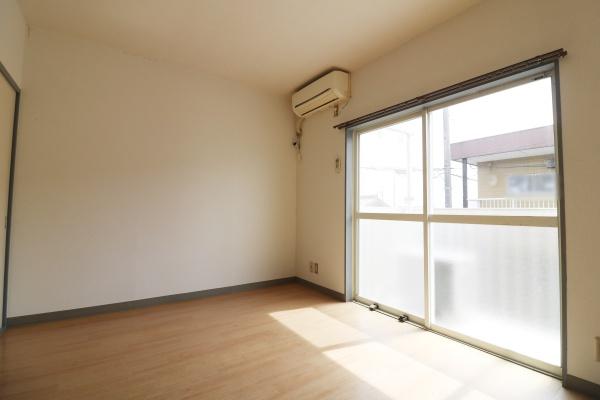 袋井市湊　全8室の１棟売アパート