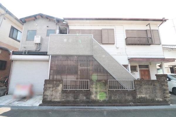 ガレージの愛車を眺めながら暮らす家　磐田市赤池