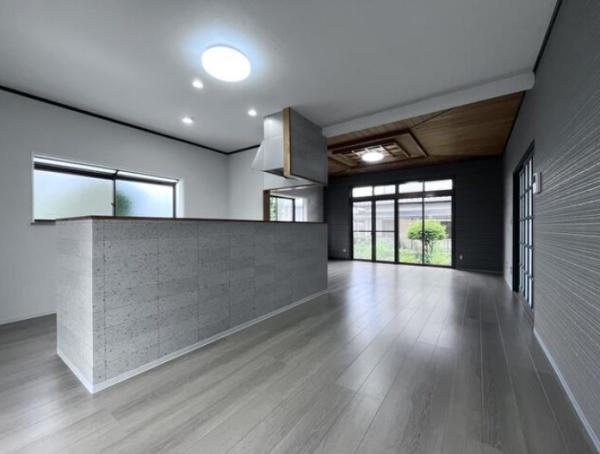 菊川市青葉台1丁目　中古住宅