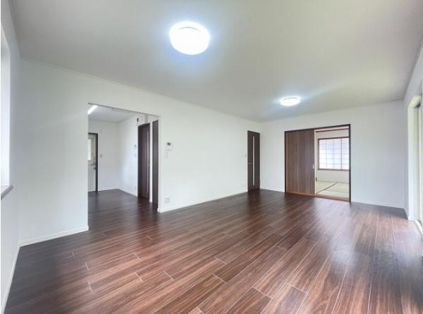 掛川市城北1丁目12-11　中古住宅