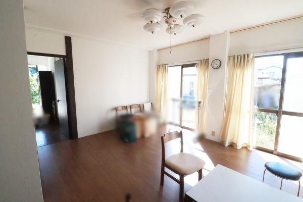 静かな環境でのんびり過ごしませんか。森町睦実　中古住宅