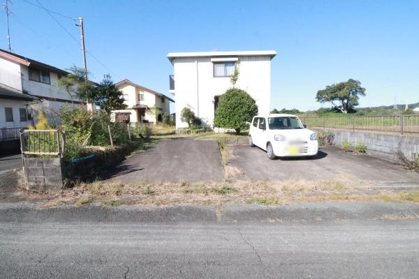 静かな環境でのんびり過ごしませんか。森町睦実　中古住宅