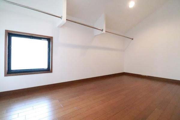 菊川市赤土の中古一戸建て
