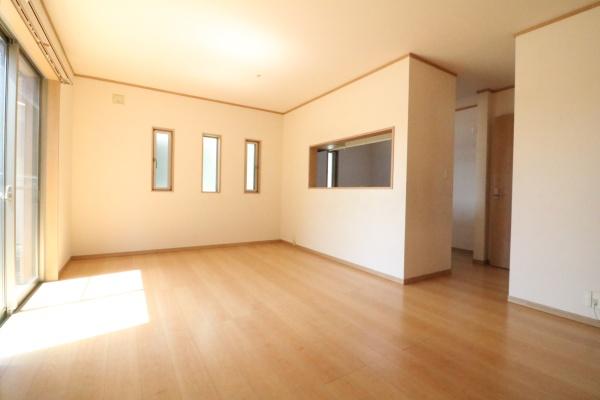 磐田市匂坂上の中古一戸建て