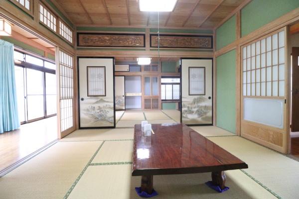 袋井市山田　133坪の広々敷地　平成3年築
