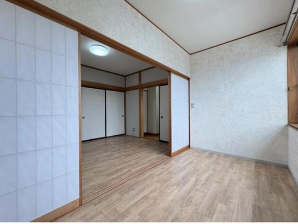 菊川市青葉台２丁目の中古一戸建て