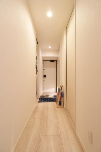 オブリージュ三番町レジデンス　４階カド部屋