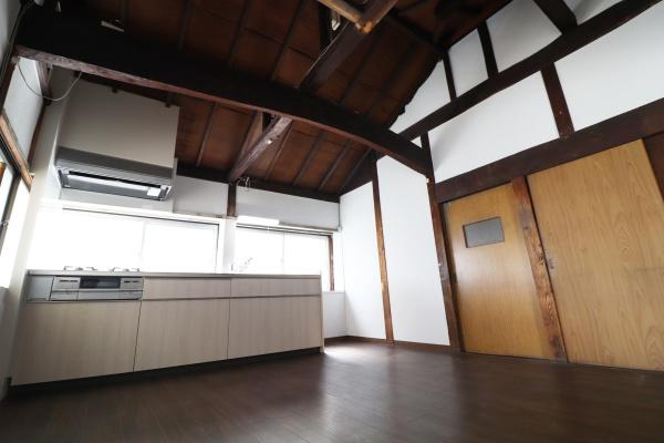 富士市中之郷　古民家風な再生住宅です