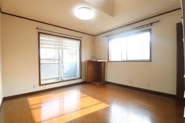 静岡市清水区八坂西町の中古一戸建て