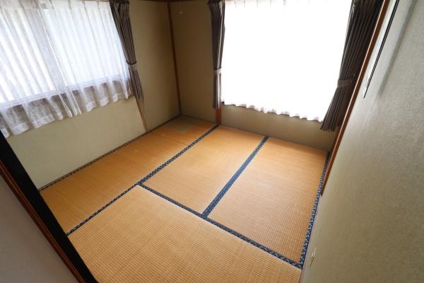 静岡市駿河区丸子芹が谷町の中古一戸建て