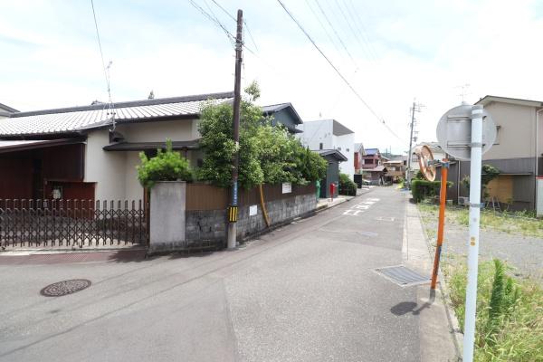 葵区千代田２丁目　北街道と唐瀬街道に出やすい立地の角地