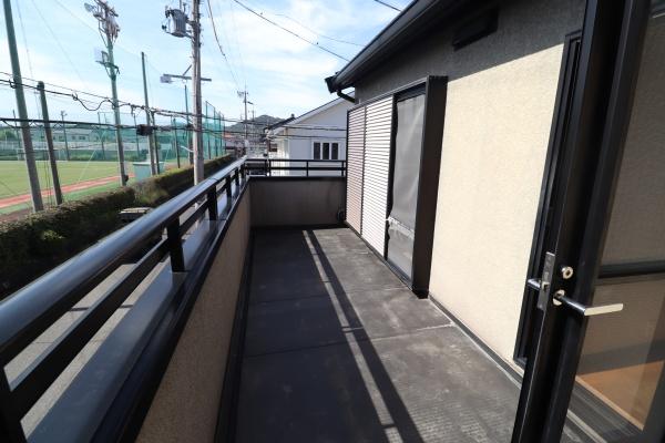 静岡市葵区城北2丁目の中古一戸建て(バルコニー)