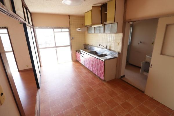 よいち住宅団地S-5棟　綺麗に使用されているお部屋です