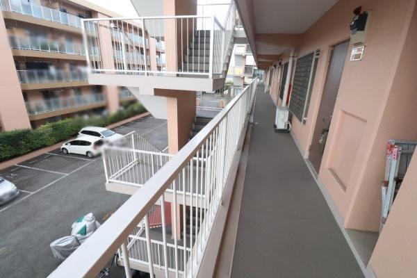 エクセレント村松Ｂ棟　南面開けた３階カド部屋