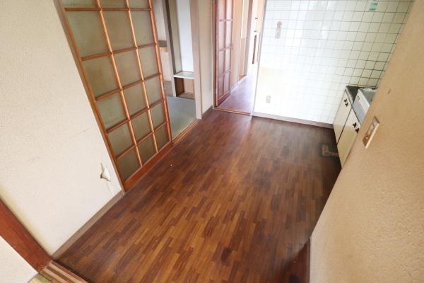 エクセレント村松Ｂ棟　南面開けた３階カド部屋