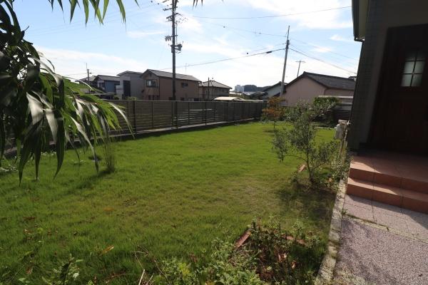 車が複数台駐車可能！清水区庵原町築浅中古住宅