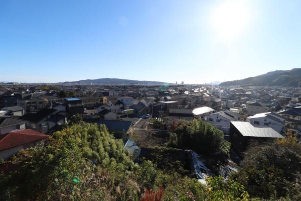 清水区蜂ヶ谷　街並みが一望できるガレージ付き住宅