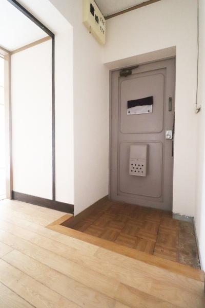 丸子団地S-1棟　101号室　日当たりのよい1階角住戸です