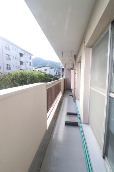 丸子団地S-1棟　101号室　日当たりのよい1階角住戸です