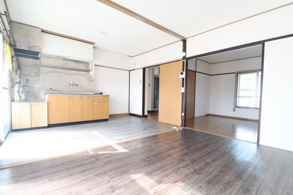 丸子団地S-1棟　101号室　日当たりのよい1階角住戸です