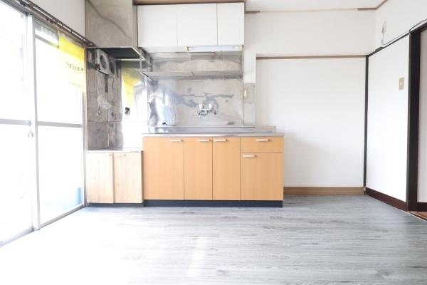 丸子団地S-1棟　101号室　日当たりのよい1階角住戸です