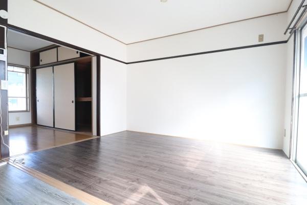 丸子団地S-1棟　101号室　日当たりのよい1階角住戸です