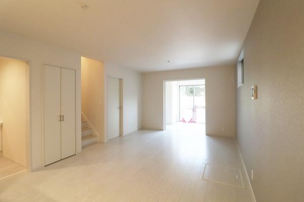 駿河区中島20期新築分譲住宅　全3棟　2号棟