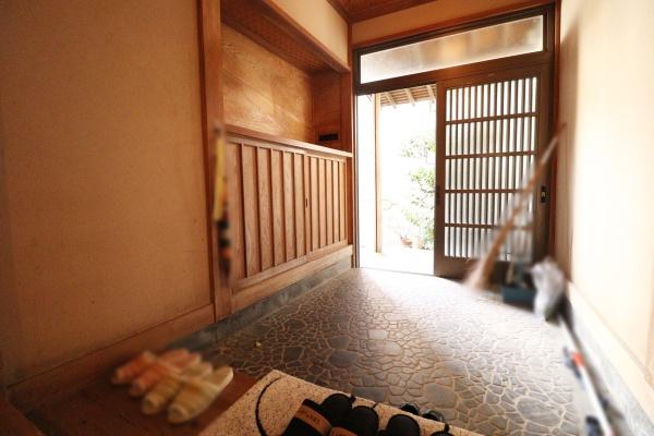 葵区大岩3丁目　落ち着いた雰囲気の中古住宅