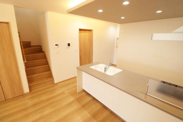 静岡市駿河区高松の中古一戸建て