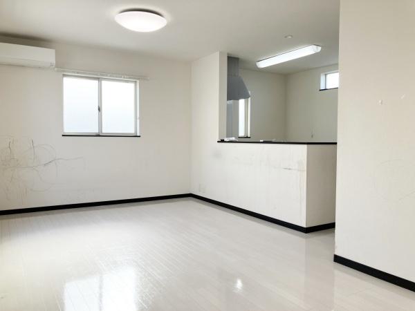 静岡市清水区有東坂２丁目の中古一戸建て